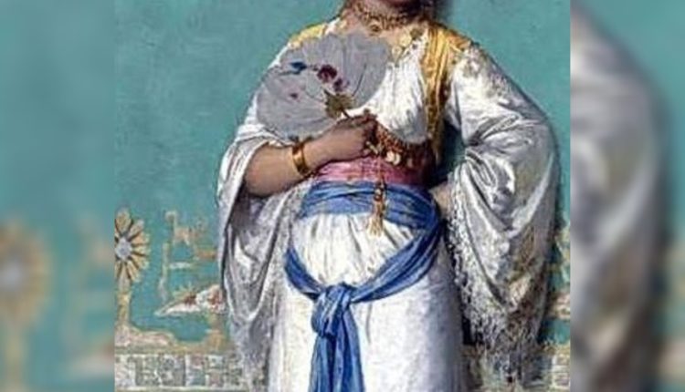 لماذا قطعوا أكمام النّساء في القرن الثّامن الهجريّ؟