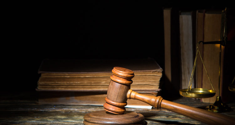 هل تحمي الدستوريَّة الإسلاميَّة الفرد وتقيّد سلطة الدَّولة؟