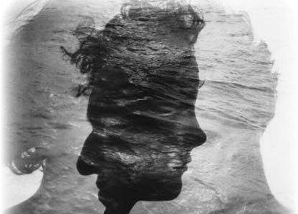 أنا لست أنا.. أريد أن أكون