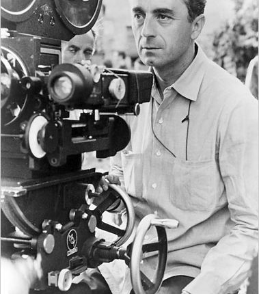 أنطونيوني.. عينٌ أدمنت اغتصاب العذارى