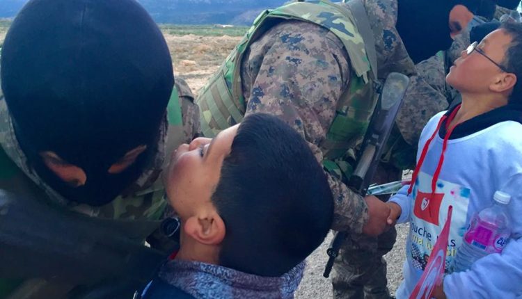 تونسيّون يتحدّون الإرهاب في جبل الشعانبي