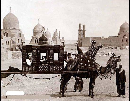 “علينا تفكيك أساطير الديانات التوحيدية”