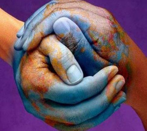 آراء حول أسباب العولمة