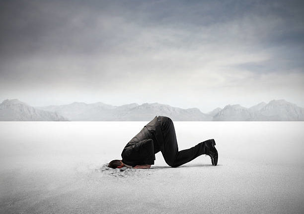 إعادة تدوير التّخلف