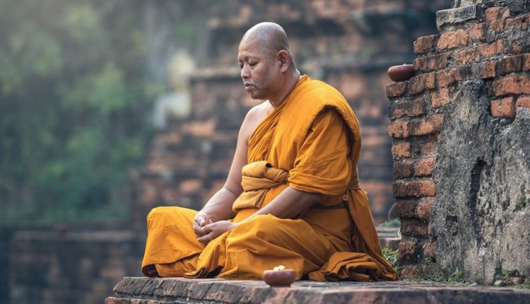 بين الصّوفيّة وبوذيّة “زن” خيط الغموض والعذوبة