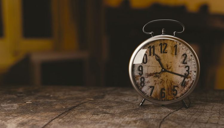 مقولة الزّمن بين منوال الشّروط الضّروريّة والكافية ونظريّة الطّراز