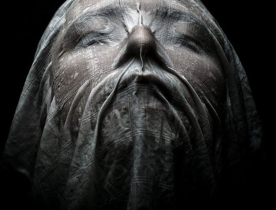 هكذا تخلّصت من جسد أبي